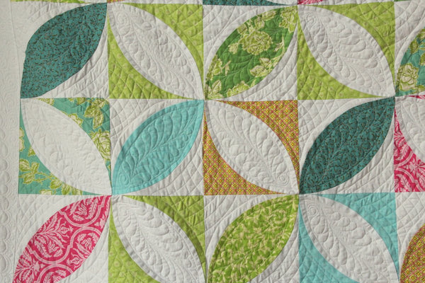 curved patchwork quilting